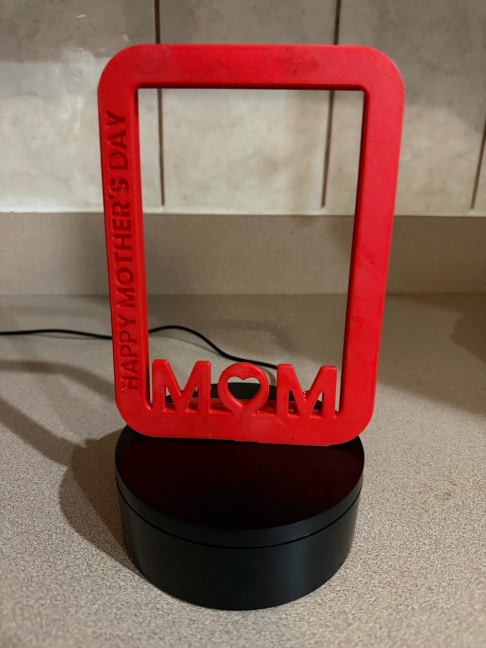 MOM Decorative Light Frame - Red - Picture 3 of 4